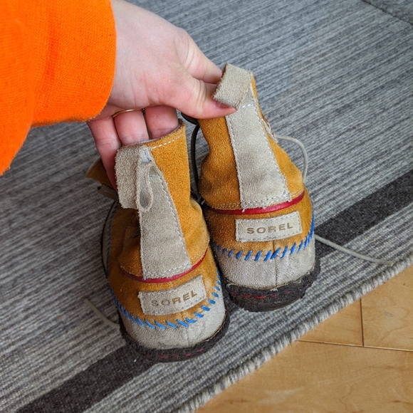 Sorel winter boots - Picture 3 of 4